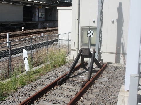 oth-train-37.jpg