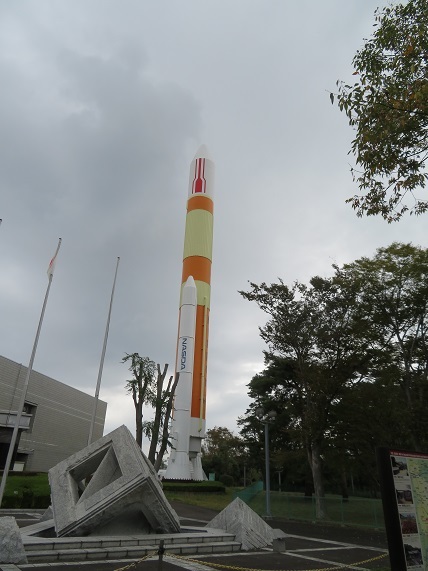1Ｇ01　エキスポセンター　ロケット　1027