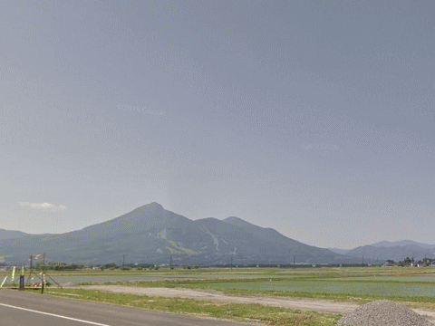 猪苗代町から見る磐梯山