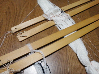 綾をとった糸