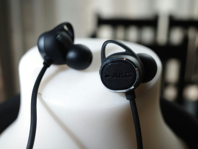 AKG、ANC搭載のネックバンド型Bluetoothイヤホン『N200NC』 | ヲチモノ